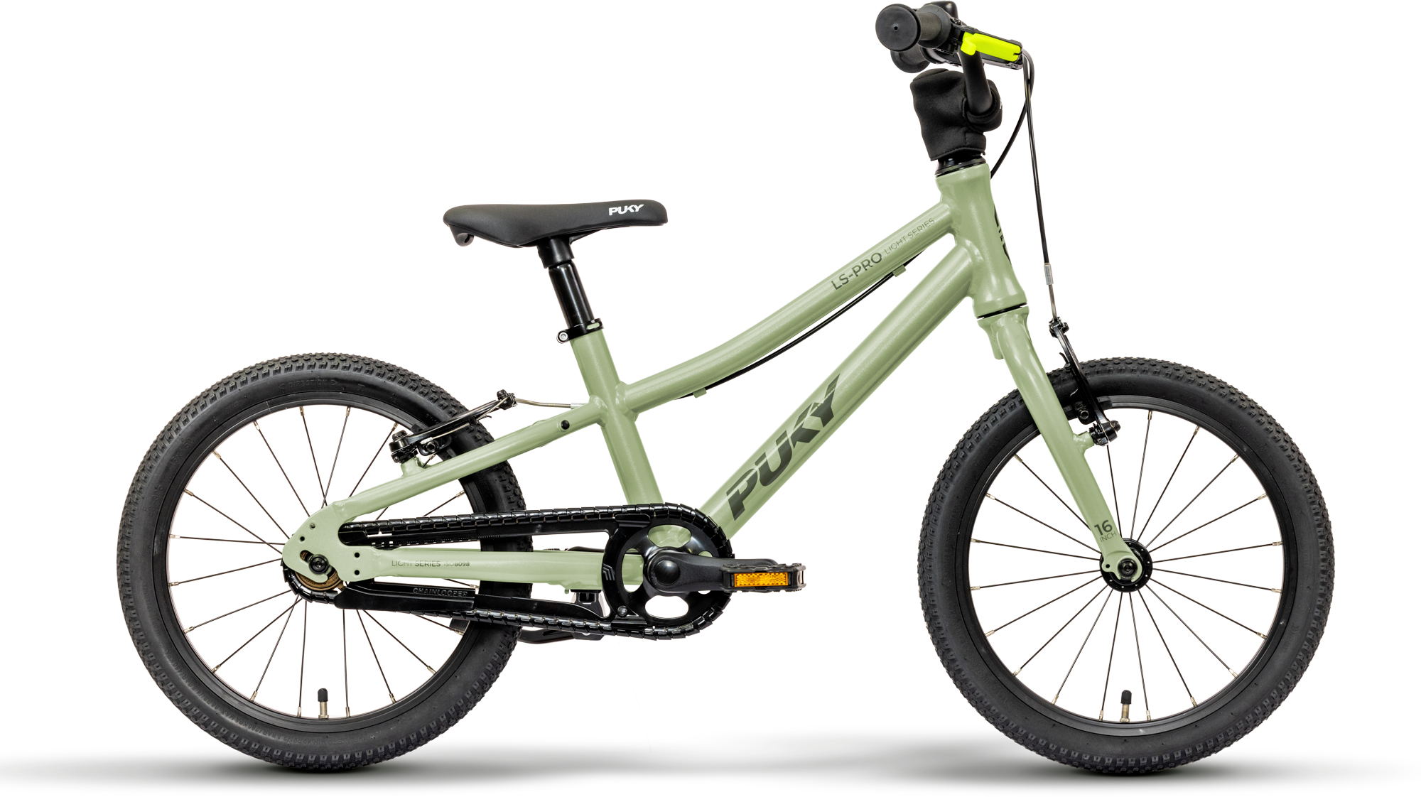 PUKY LS-PRO 16 är en ljusgrön barncykel med svarta däck, pedaler, styre och sadel. Den visas i profil mot en vit bakgrund och har en enkel ram med "PUKY"-märket på ramen och sätet.
