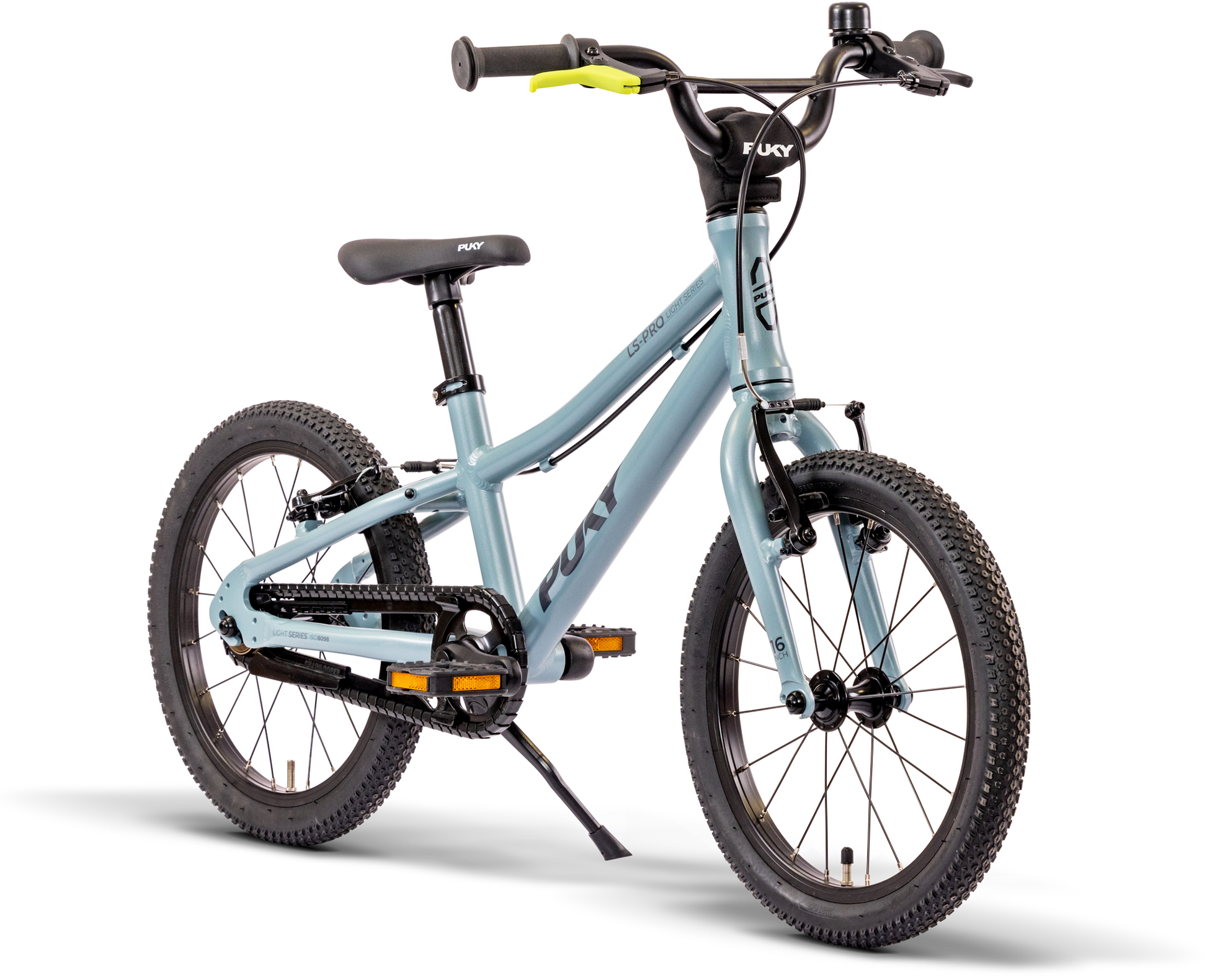 PUKY LS-PRO 16 är en ljusblå barncykel med svart styre, sadel och däck, sparkstöd, inga stödhjul, gula detaljer på handtagen, mot en vit bakgrund.
